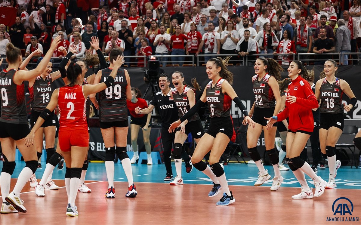 Filenin Sultanları, Polonya'yı 3-2 mağlup etti