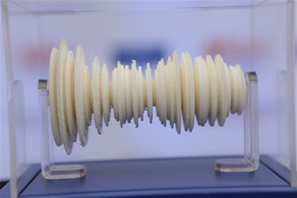 “Geleceğe Söz Ver” burs programı