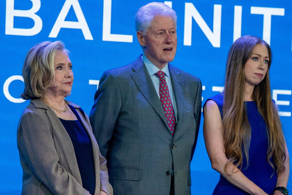 Hillary Clinton, 2024 başkanlık seçimlerine hazırlanıyor