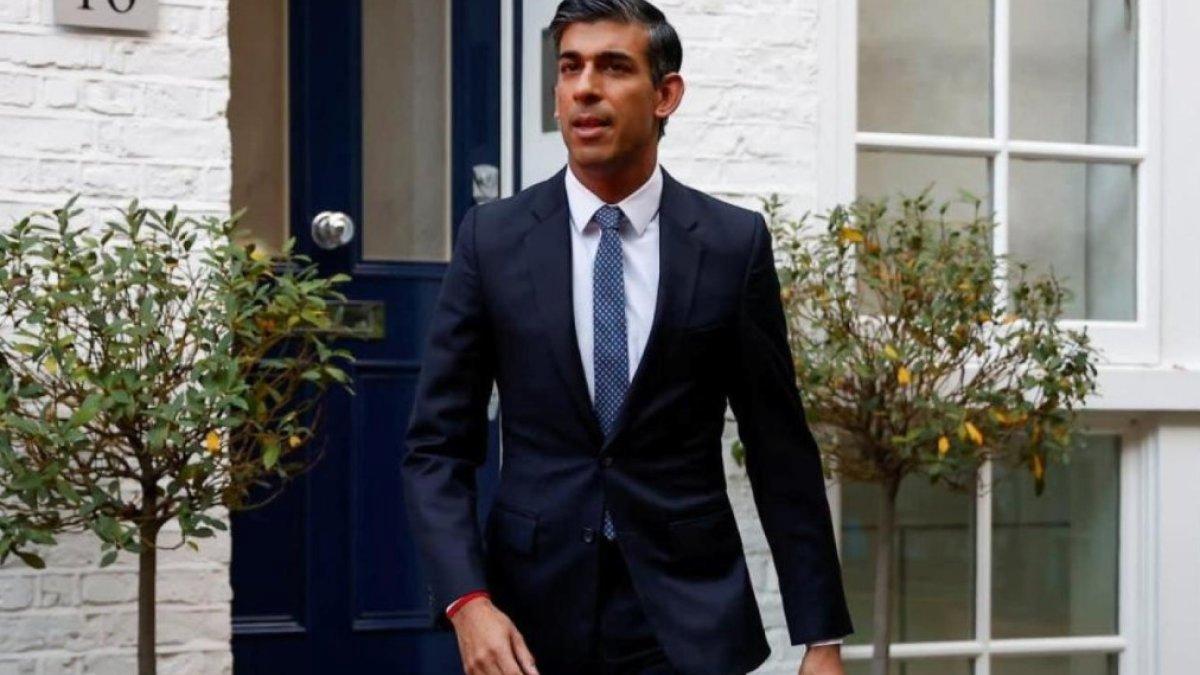 İngiltere'de yeni kabine belli oldu