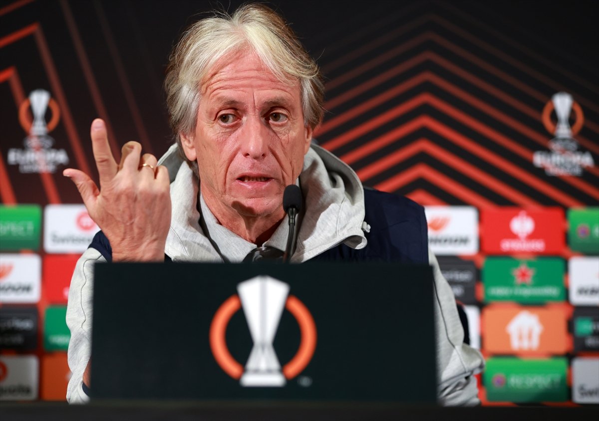 Jorge Jesus: Bugün 2-0 bitti ama 4-5 olabilirdi