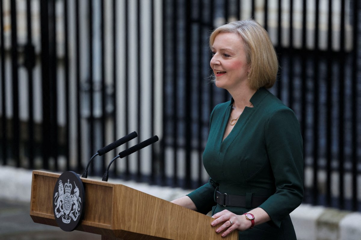 Liz Truss'un telefonunun Ruslar tarafından hacklendiği iddia edildi