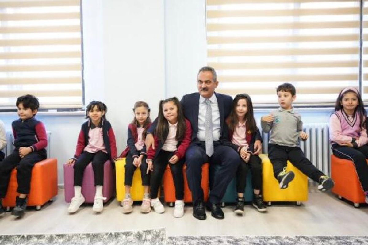 Mahmut Özer: 1 milyona yakın derslik sayısına ulaştık