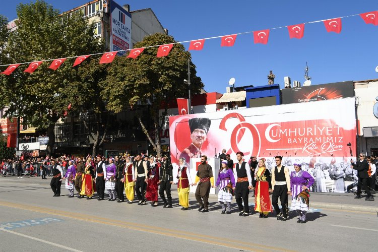 Malatya'da Cumhuriyet doyasıya kutlandı