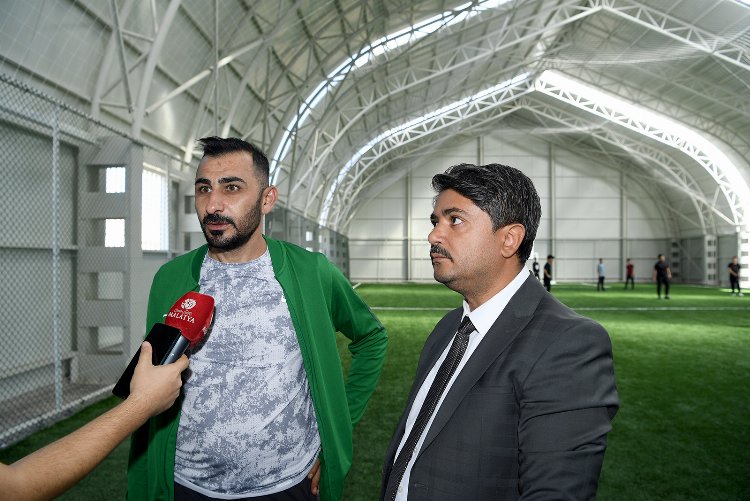 Malatya'da öğrenciler güvenli ortamda spor yapıyor