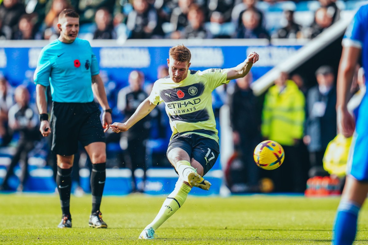 Manchester City, Leicester City'i tek golle geçti