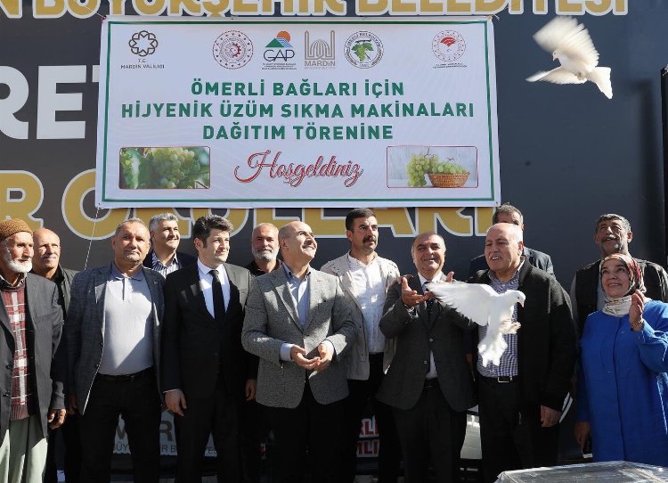 Mardin Valisi Bağ Bozumu Kültür ve Sanat Festivali'nde