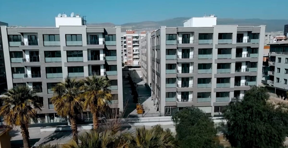 Murat Kurum'dan İzmir paylaşımı: Depremin izlerini siliyoruz