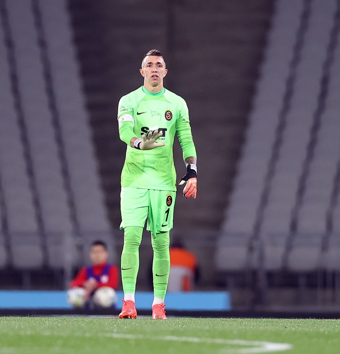 Muslera ve Okan Buruk arasında geçen ilginç diyalog