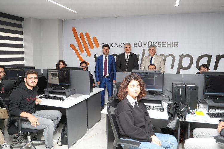 Sakarya&#039;da &#039;Yazılım Park&#039; açıldı... Ulusal projenin parçası olacak