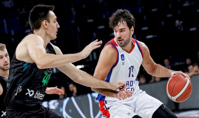 Anadolu Efes, Darüşşafaka'yı mağlup etti