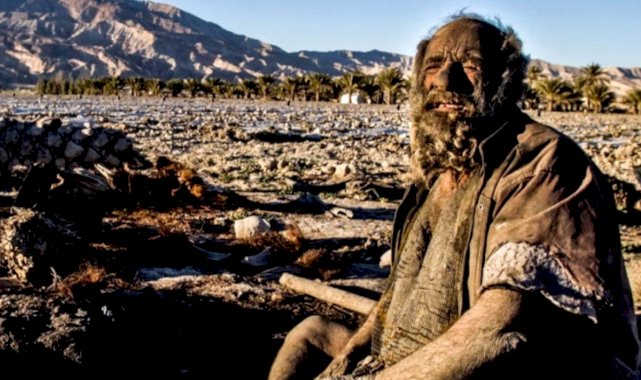 İran'da 70 yıl boyunca kirli olan adam banyo yapınca öldü