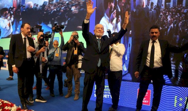 Karamollaoğlu’ndan Erdoğan’a: Peygamber Efendimizi anlatmak kolay, yazlık-kışlık saraylardan vazgeçmek zordur!