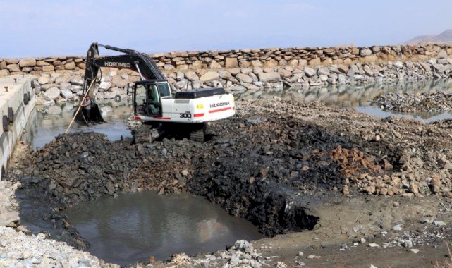 Van Gölü'ndeki balıkçı barınakları için bakanlık harekete geçti