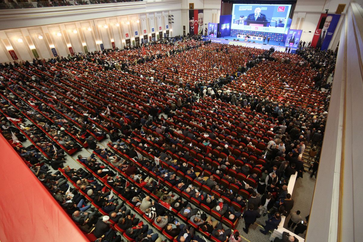 Temel Karamollaoğlu: Bizi hasretle bekleyen insanlar var