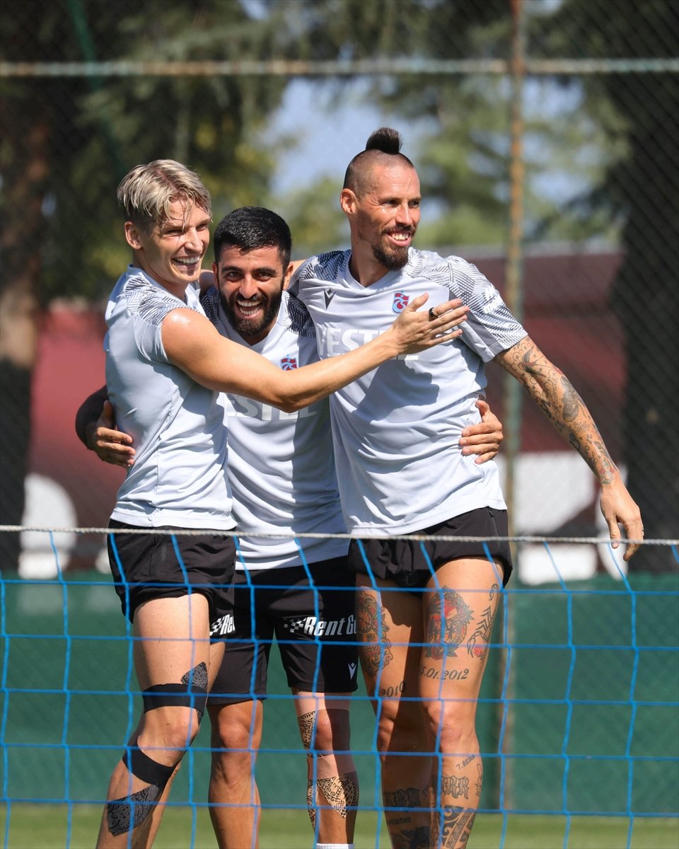 Umut Bozok, Trabzonspor'da gollerine devam ediyor