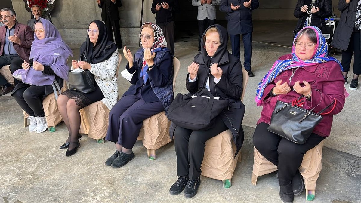 9. Cumhurbaşkanı Süleyman Demirel doğum gününde memleketinde anıldı