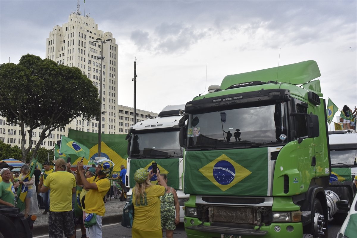 Brezilya'da orduya seçime müdahale et çağrısı