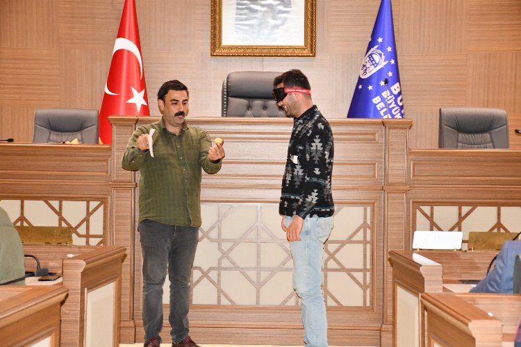 Bursa Büyükşehir'in şoförlerine 'güvenli sürüş' eğitimi