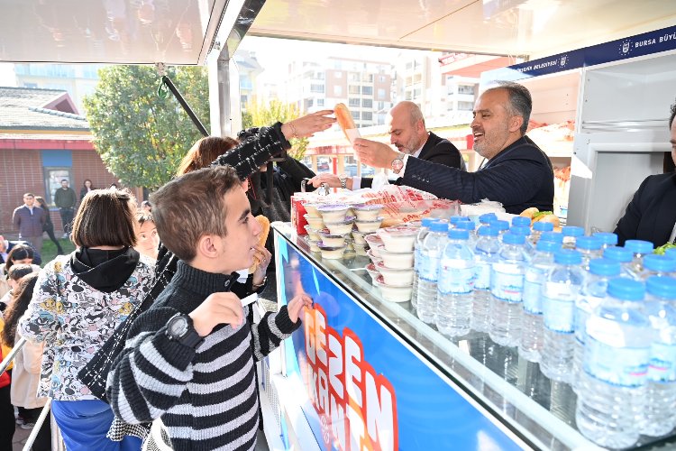 Bursa'da kantinler geziyor
