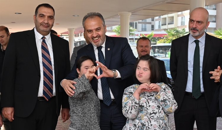Bursa'da kantinler geziyor