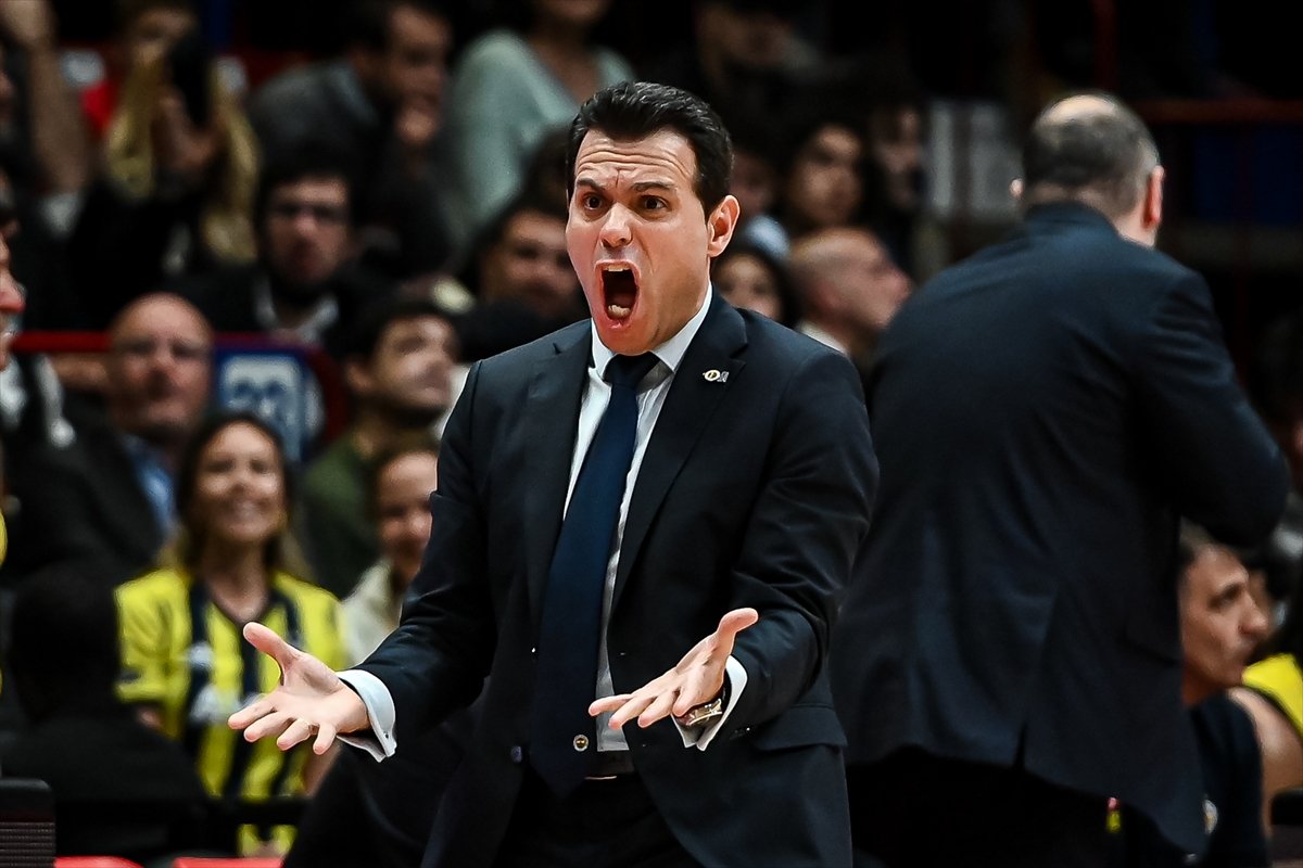 Dimitris Itoudis: Ali Koç'a karşı büyük sorumluluklarımız var