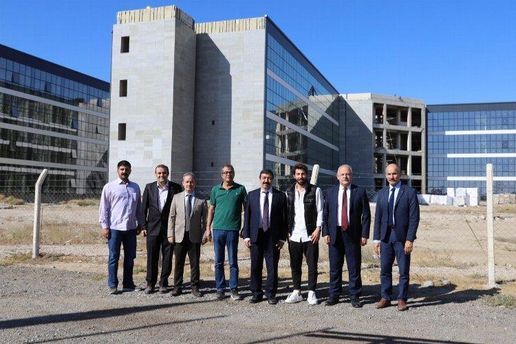 Diş tedavisinde İzmir&#039;in modern yüzü olacak