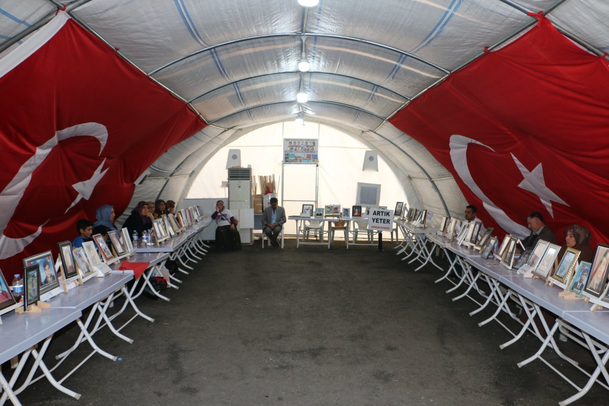 Evlat nöbetindeki anne: HDP aracılığı olmasa hiçbir evlat dağa gitmez