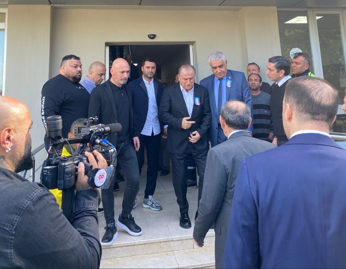 Fatih Terim'in annesi Nuriye Terim son yolculuğuna uğurlandı