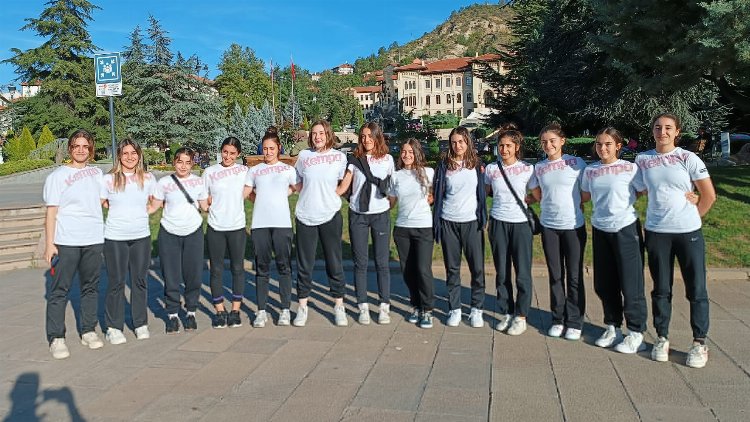 Hentbol sporu okullara girecek (ÖZEL RÖPORTAJ)