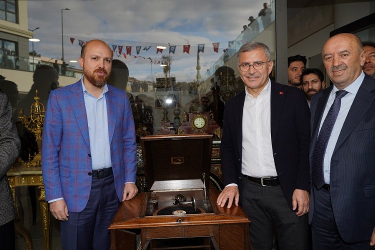 İstanbul Üsküdar'da Antikacılar Çarşısı açıldı