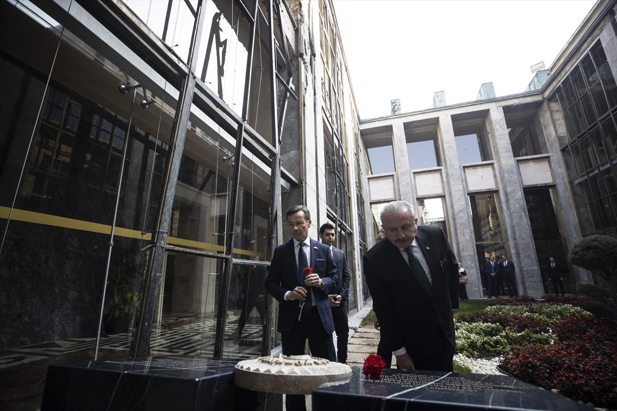 İsveç Başbakanı Kristersson, TBMM'yi ziyaret etti