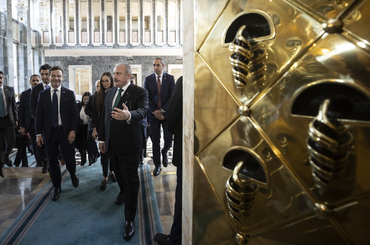 İsveç Başbakanı Kristersson, TBMM'yi ziyaret etti