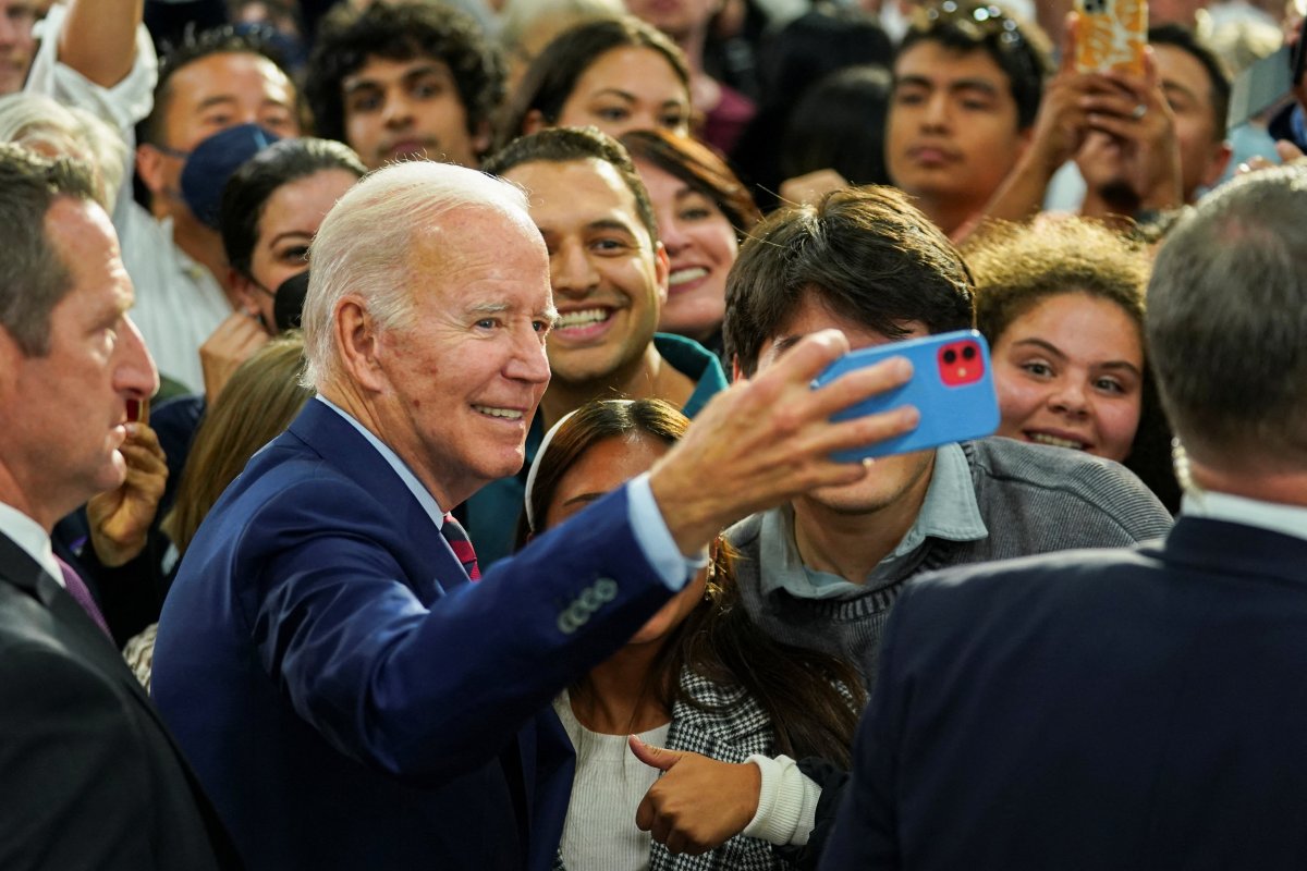 Joe Biden: İran'ı özgürleştireceğiz