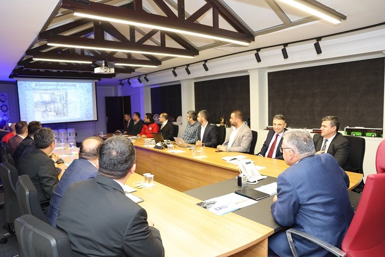 KAYMEK'ten 60 bin kişiye yüzme kursu