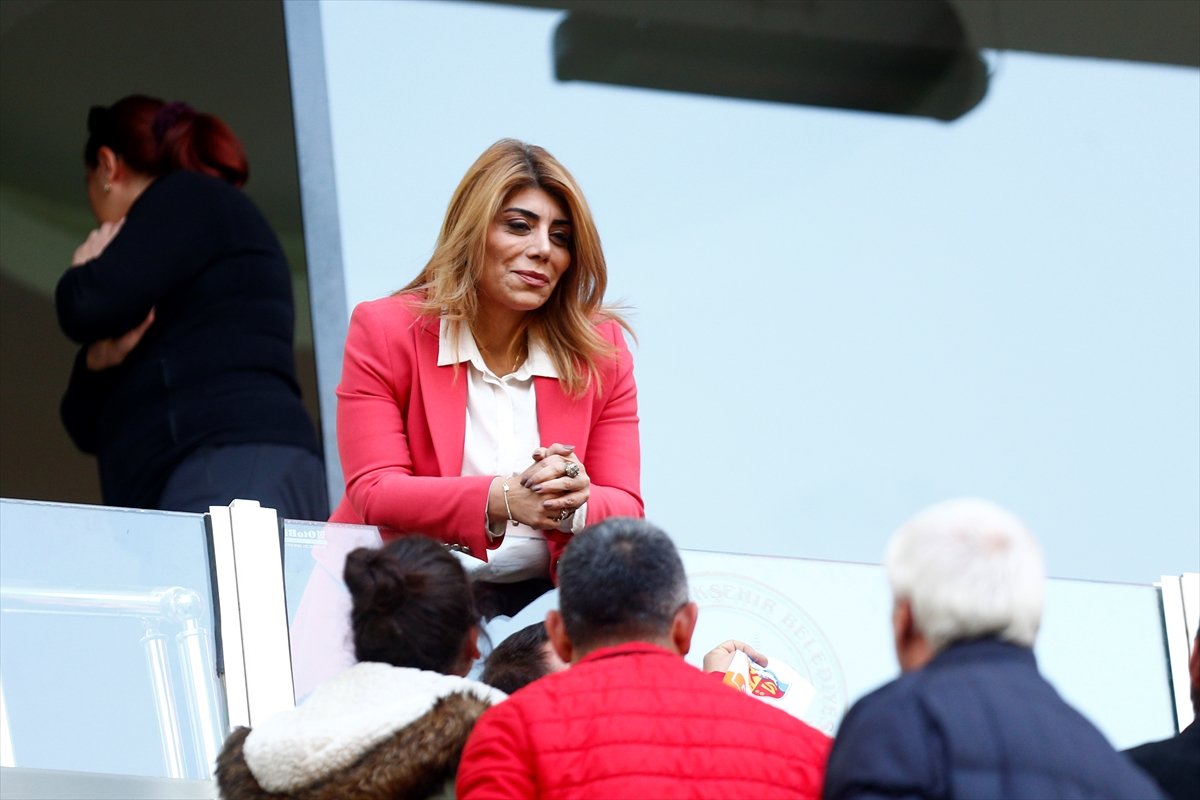 Kayserispor Başkanı Berna Gözbaşı'dan istifa sinyali