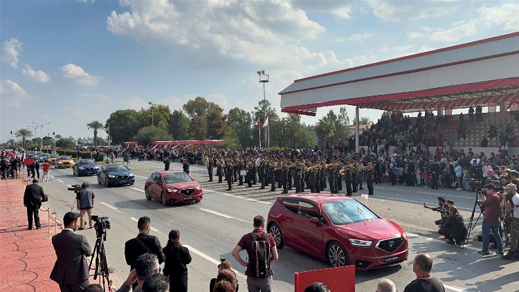 KKTC'nin 'milli'si kortejde yer aldı