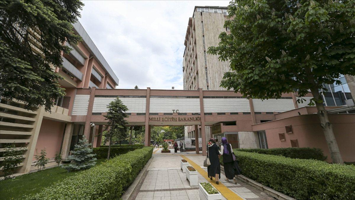 MEB, Öğretmenlik Kariyer Sınavı hakkındaki iddialarla ilgili suç duyurusunda bulundu