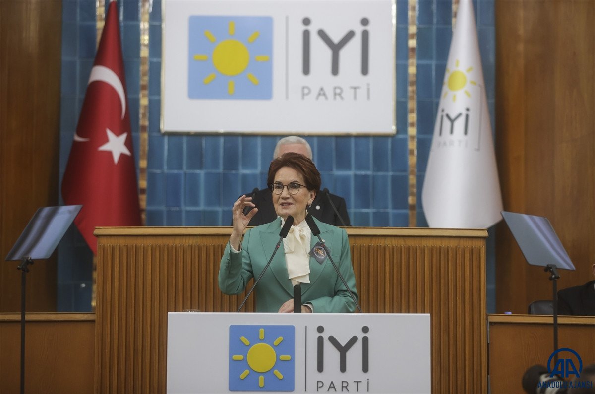 Meral Akşener'den Cumhurbaşkanı Erdoğan'a Togg teşekkürü