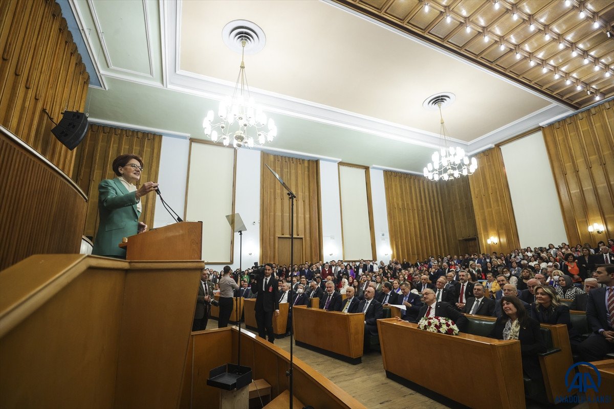 Meral Akşener'den Cumhurbaşkanı Erdoğan'a Togg teşekkürü