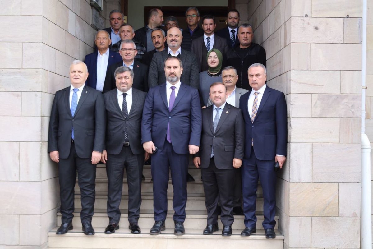 Mustafa Şen: AK Parti'nin oy oranının yüzde 41-42 civarında