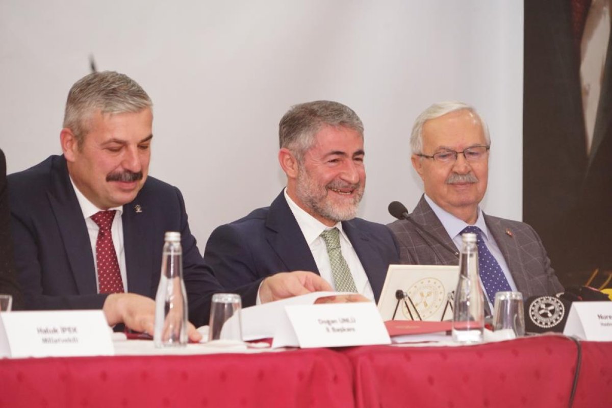 Nureddin Nebati: Tek rakamlı enflasyonu yakalayacağız