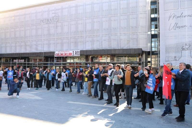 Öğretmenler Derse Girmedi !!!