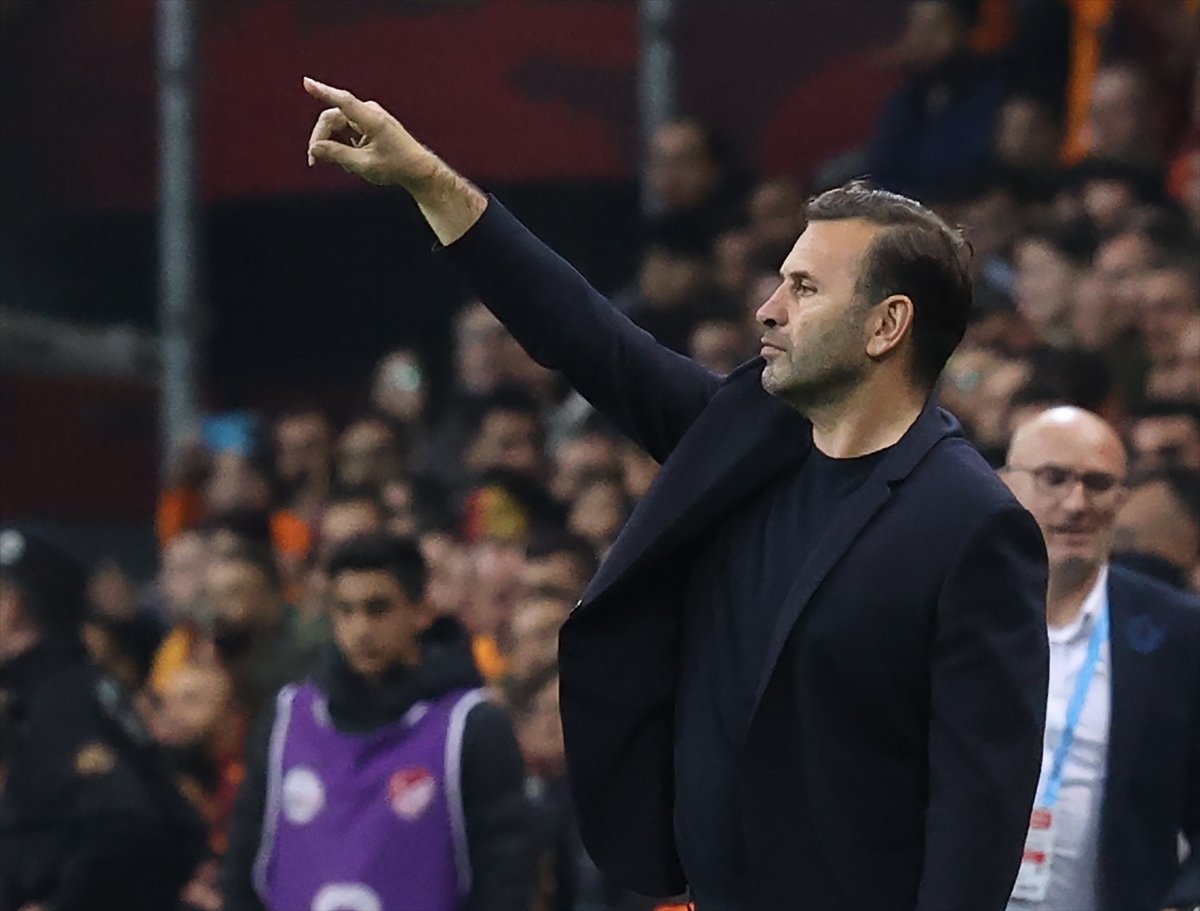 Okan Buruk: Galatasaray taraftarına bize güvenmelerini söyledik