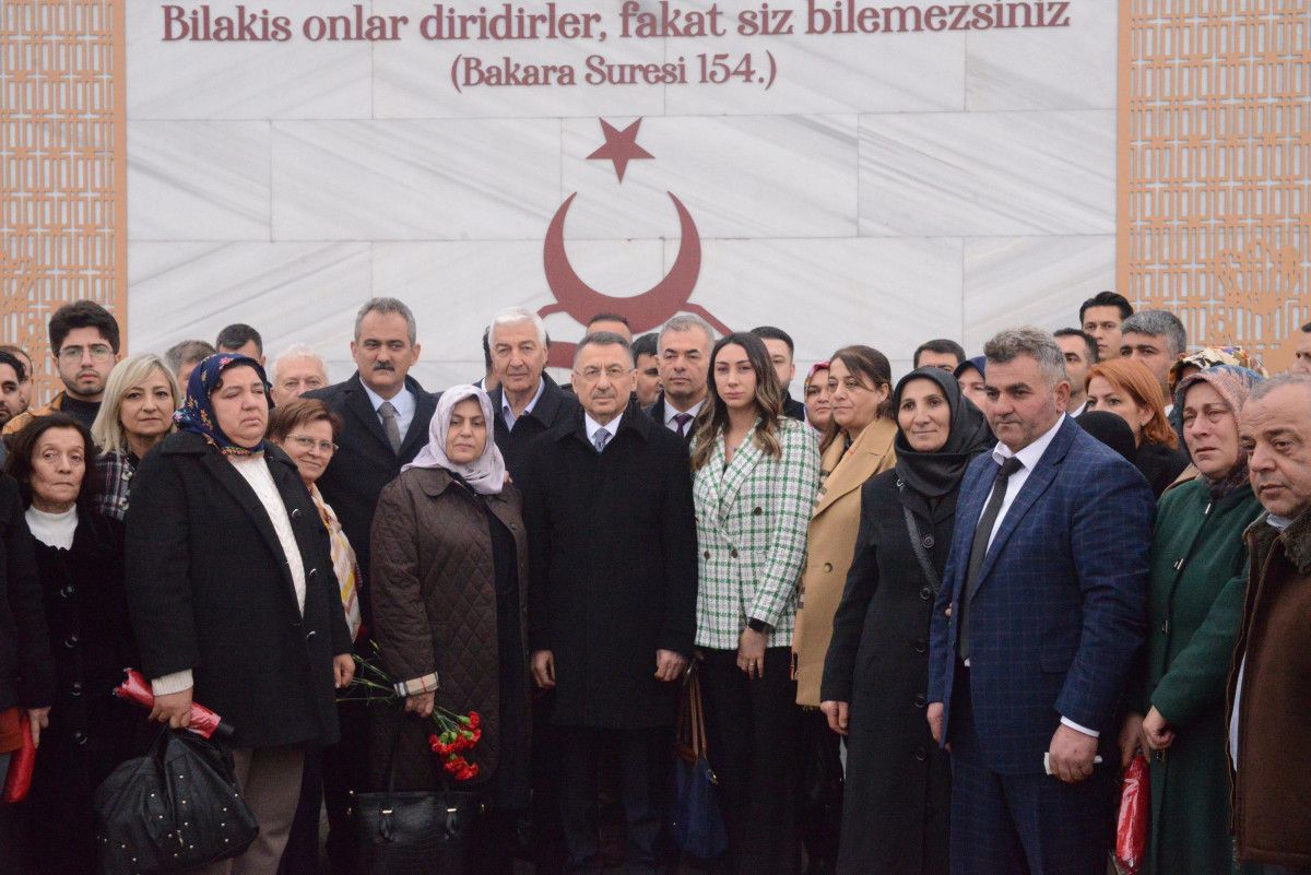 Şehit öğretmenler için Ankara'da hatıra ormanı ve anıt açıldı