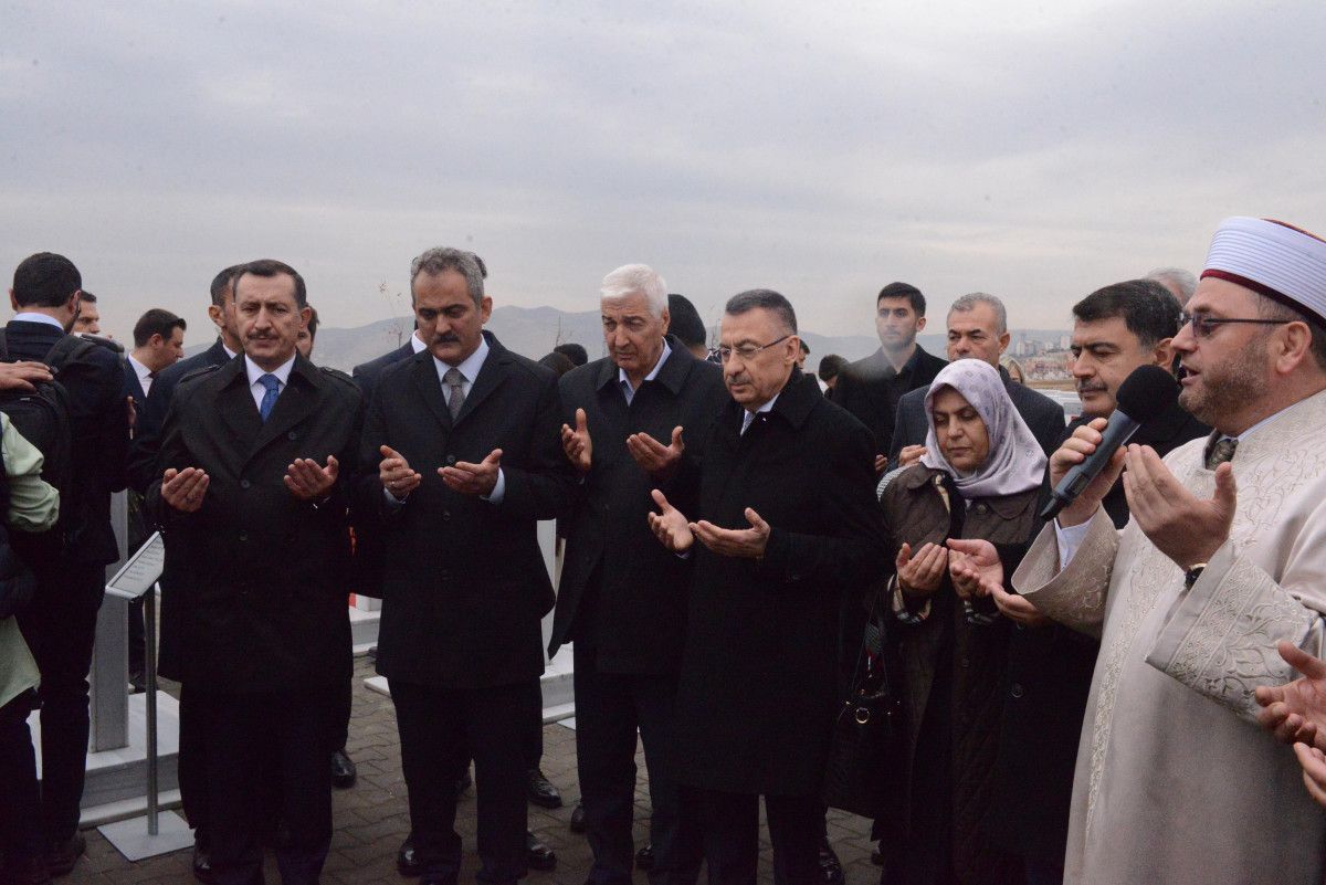 Şehit öğretmenler için Ankara'da hatıra ormanı ve anıt açıldı