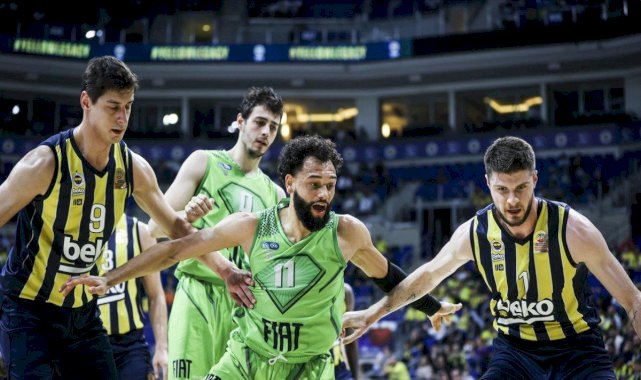 Fenerbahçe, ligde yoluna namağlup devam ediyor