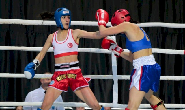Teğmen Zeliha Doğan, kick boksta da Avrupa şampiyonu oldu