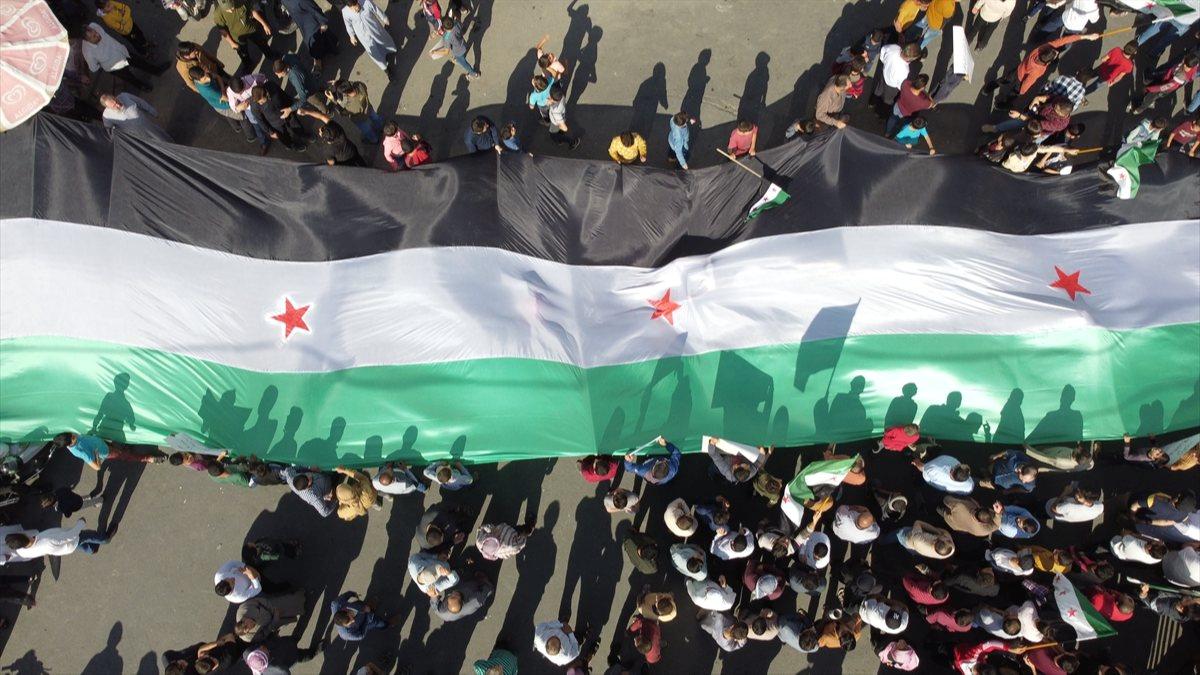 Yerlerinden edilen Tel Rıfatlılardan, YPG karşıtı protesto