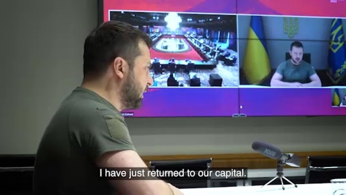 Zelensky, barışın formülünü verdi